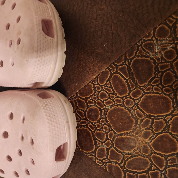 Womens pink crocs - Picture 4 of 5